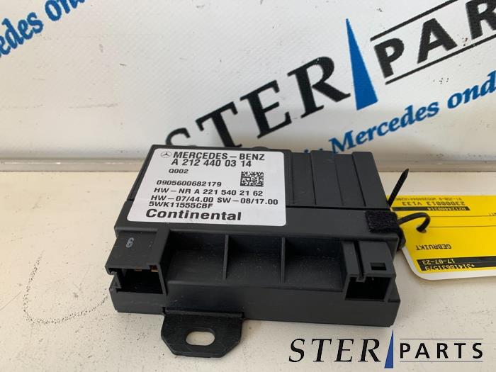 Gebruikte Brandstofpomp module Mercedes C (W204) 1.6 C-180K 16V BlueEfficiency Prijs € 45,00 Margeregeling aangeboden door Sterparts Mercedes specialist