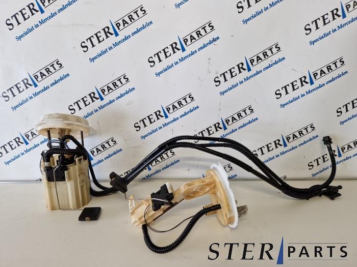 Gebruikte Tank element Pomp Mercedes C Estate (S204) 3.0 C-320 CDI V6 24V 4-Matic Prijs € 99,95 Margeregeling aangeboden door Sterparts Mercedes specialist