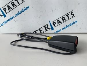 Nieuwe Veiligheidsgordel Insteek links-voor Mercedes Sprinter 3,5t (906.63) 310 CDI 16V Prijs € 105,10 Inclusief btw aangeboden door Sterparts Mercedes specialist