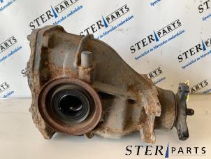 Gebruikte Differentieel achter Mercedes E (W211) 2.7 E-270 CDI 20V Prijs € 225,00 Margeregeling aangeboden door Sterparts Mercedes specialist