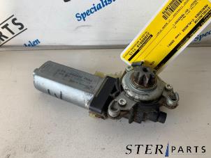 Gebruikte Stoelverstelling motor Mercedes C (W204) 2.2 C-200 CDI 16V Eco Prijs € 75,00 Margeregeling aangeboden door Sterparts Mercedes specialist