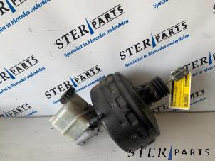 Gebruikte Rembooster Mercedes C (W204) 2.2 C-200 CDI 16V Eco Prijs € 39,50 Margeregeling aangeboden door Sterparts Mercedes specialist