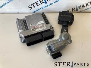 Gebruikte Contactslot + computer Mercedes E Combi (S211) 2.2 E-220 CDI 16V Prijs € 275,00 Margeregeling aangeboden door Sterparts Mercedes specialist