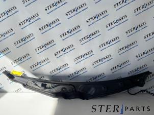 Gebruikte Paravent Mercedes C Estate (S204) 3.0 C-320 CDI V6 24V Prijs € 24,95 Margeregeling aangeboden door Sterparts Mercedes specialist