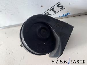 Gebruikte Claxon Mercedes E Combi (S211) 3.2 E-320 CDI 24V Prijs € 25,00 Margeregeling aangeboden door Sterparts Mercedes specialist