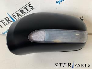 Nieuwe Spiegelkap links Mercedes S (W220) 3.2 S-320 CDI 24V Prijs € 84,64 Inclusief btw aangeboden door Sterparts Mercedes specialist
