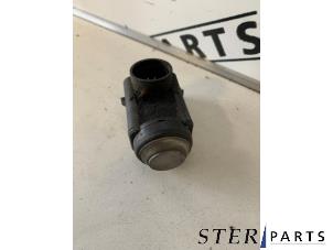 Gebruikte PDC Sensor Mercedes E (W211) 2.2 E-200 CDI 16V Prijs € 14,95 Margeregeling aangeboden door Sterparts Mercedes specialist
