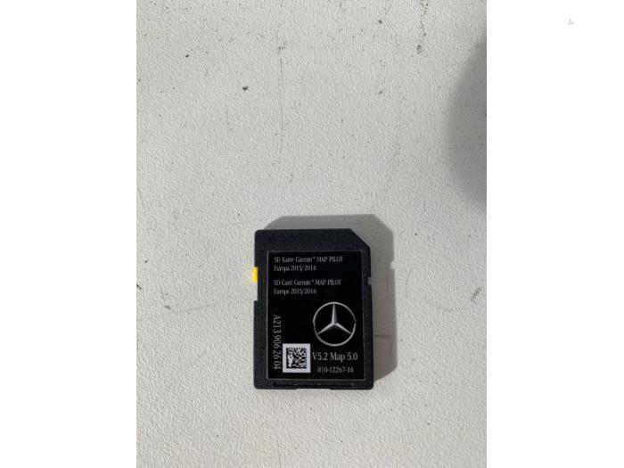 SD-kaart navigatie van een Mercedes-Benz E (W213) E-200 2.0 Turbo 16V 2016