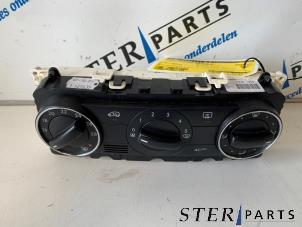 Gebruikte Chaufage Bedieningspaneel Mercedes B (W245) 2.0 B-200 16V Turbo Prijs € 29,95 Margeregeling aangeboden door Sterparts Mercedes specialist