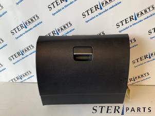 Gebruikte Dashboardkastje Mercedes B (W246) 1.6 B-180 BlueEFFICIENCY Turbo 16V Prijs € 44,95 Margeregeling aangeboden door Sterparts Mercedes specialist