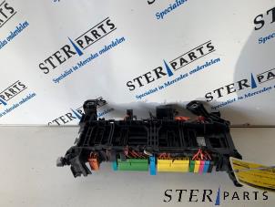 Gebruikte Zekeringkast Mercedes B (W246) 1.6 B-180 BlueEFFICIENCY Turbo 16V Prijs € 28,95 Margeregeling aangeboden door Sterparts Mercedes specialist