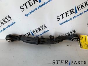 Gebruikte Reactiestang links-achter Mercedes ML III (166) 3.0 ML-350 BlueTEC V6 24V 4-Matic Prijs € 49,50 Margeregeling aangeboden door Sterparts Mercedes specialist