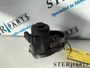 Gebruikte Modele EPB Mercedes B (W246) 1.6 B-180 BlueEFFICIENCY Turbo 16V Prijs € 45,00 Margeregeling aangeboden door Sterparts Mercedes specialist