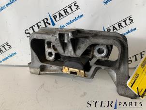 Gebruikte Motorsteun Mercedes B (W246) 1.6 B-180 BlueEFFICIENCY Turbo 16V Prijs € 44,95 Margeregeling aangeboden door Sterparts Mercedes specialist