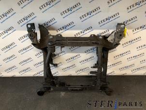 Gebruikte Subframe Mercedes R (W251) 3.0 320 CDI 24V 4-Matic Prijs € 99,95 Margeregeling aangeboden door Sterparts Mercedes specialist