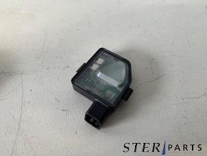 Gebruikte Dode hoek sensor Mercedes Sprinter 3t (910.6) 211 CDI 2.1 D FWD Prijs € 180,90 Inclusief btw aangeboden door Sterparts Mercedes specialist