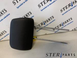 Gebruikte Hoofdsteun Mercedes E Estate (S212) E-220 CDI 16V BlueEfficiency Prijs € 44,95 Margeregeling aangeboden door Sterparts Mercedes specialist