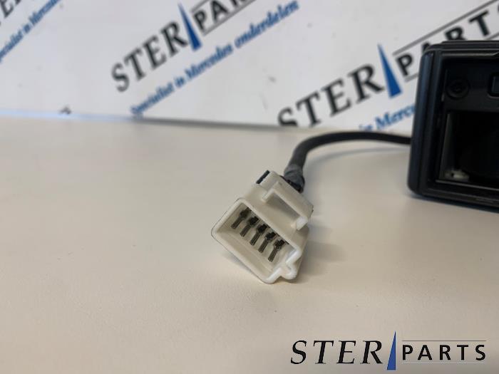 CD Wisselaar van een Mercedes-Benz ML I (163) 2.7 270 CDI 20V 2003