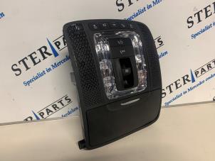 Gebruikte Binnenverlichting voor Mercedes GLE (V167) 350de 2.0 Turbo 16V 4-Matic Prijs € 124,50 Margeregeling aangeboden door Sterparts Mercedes specialist