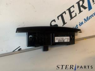 Gebruikte Module PDC Mercedes E (W212) E-350 CDI BlueEfficiency 3.0 V6 24V Prijs € 14,95 Margeregeling aangeboden door Sterparts Mercedes specialist