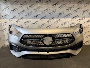 Gebruikte Voorbumper Mercedes GLA (H247) 1.3 200 Turbo 16V Prijs € 1.391,50 Inclusief btw aangeboden door Sterparts Mercedes specialist