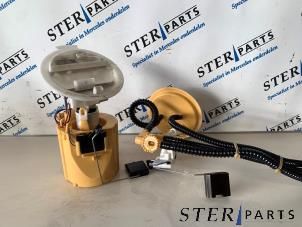 Gebruikte Tank element Pomp Mercedes E (W212) E-350 CDI BlueEfficiency 3.0 V6 24V Prijs € 74,50 Margeregeling aangeboden door Sterparts Mercedes specialist