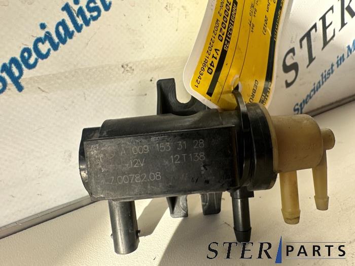 Gebruikte Turbo Overdrukklep Mercedes E Estate (S212) E-220 CDI 16V BlueEfficiency Prijs € 19,95 Margeregeling aangeboden door Sterparts Mercedes specialist