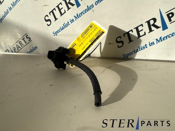Gebruikte Turbodruk sensor Mercedes E Estate (S212) E-220 CDI 16V BlueEfficiency Prijs € 14,95 Margeregeling aangeboden door Sterparts Mercedes specialist