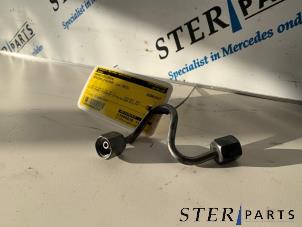 Gebruikte Brandstofleiding Mercedes E Estate (S212) E-220 CDI 16V BlueEfficiency Prijs € 14,95 Margeregeling aangeboden door Sterparts Mercedes specialist