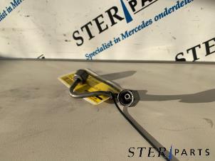 Gebruikte Brandstofleiding Mercedes E Estate (S212) E-220 CDI 16V BlueEfficiency Prijs € 14,95 Margeregeling aangeboden door Sterparts Mercedes specialist