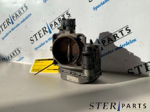 Gebruikte Gasklephuis Mercedes CLK (C208) 3.2 320 V6 18V Prijs € 49,50 Margeregeling aangeboden door Sterparts Mercedes specialist