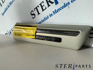 Gebruikte Sierlijst Mercedes E (W210) 2.0 E-200K 16V Prijs € 12,50 Margeregeling aangeboden door Sterparts Mercedes specialist