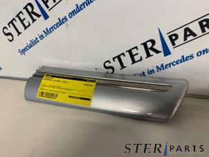 Gebruikte Sierlijst Mercedes E (W210) 2.0 E-200K 16V Prijs € 12,50 Margeregeling aangeboden door Sterparts Mercedes specialist