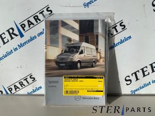 Nieuwe Instructie Boekje Mercedes Sprinter 3,5t (906.73) 311 CDI 16V Prijs € 24,20 Inclusief btw aangeboden door Sterparts Mercedes specialist