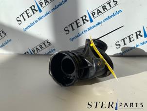Gebruikte Intercooler Buis Mercedes C Estate (S204) 2.2 C-200 CDI 16V . Prijs € 14,95 Margeregeling aangeboden door Sterparts Mercedes specialist