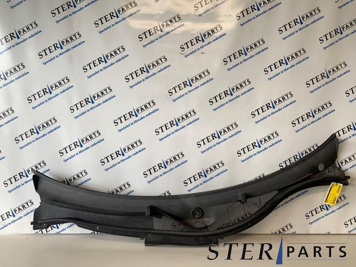 Gebruikte Paravan Mercedes SLK (R170) 2.3 230 K 16V Prijs € 19,95 Margeregeling aangeboden door Sterparts Mercedes specialist