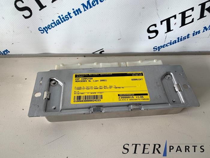 Esp computer van een Mercedes-Benz SL (R230) 5.0 SL-500 V8 24V 2002