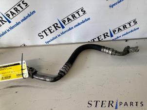 Gebruikte Airco Leiding Mercedes SL (R230) 5.0 SL-500 V8 24V Prijs € 59,50 Margeregeling aangeboden door Sterparts Mercedes specialist