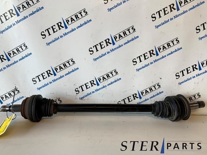 Gebruikte Steekas rechts-achter Mercedes S (222.0/222.1) 3.0 S-400 24V 4-Matic Prijs € 195,00 Margeregeling aangeboden door Sterparts Mercedes specialist
