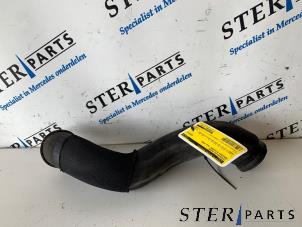 Gebruikte Intercooler Slang Mercedes B (W245) 2.0 B-200 16V Turbo Prijs € 19,95 Margeregeling aangeboden door Sterparts Mercedes specialist
