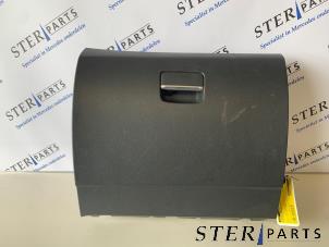 Gebruikte Dashboardkastje Mercedes B (W246) 1.8 B-180 CDI BlueEFFICIENCY 16V Prijs € 44,95 Margeregeling aangeboden door Sterparts Mercedes specialist