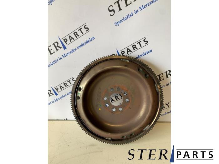 Gebruikte Starterkrans Mercedes C Estate (S204) 3.0 C-320 CDI V6 24V Prijs € 44,95 Margeregeling aangeboden door Sterparts Mercedes specialist