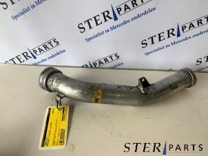 Gebruikte Turbo Pijp Mercedes C Estate (S204) 3.0 C-320 CDI V6 24V Prijs € 14,95 Margeregeling aangeboden door Sterparts Mercedes specialist