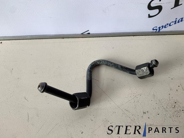 Gebruikte Brandstofleiding Mercedes C (W203) 2.7 C-270 CDI 20V Prijs € 14,95 Margeregeling aangeboden door Sterparts Mercedes specialist