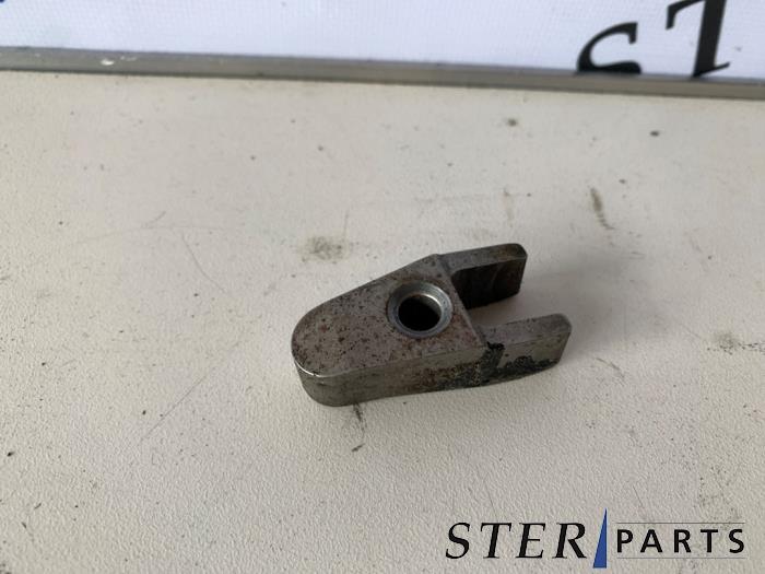 Gebruikte Diversen Mercedes C (W203) 2.7 C-270 CDI 20V Prijs € 4,50 Margeregeling aangeboden door Sterparts Mercedes specialist