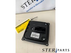 Gebruikte Module LED koplamp Mercedes B (W246) 1.8 B-180 CDI BlueEFFICIENCY 16V Prijs € 99,50 Margeregeling aangeboden door Sterparts Mercedes specialist