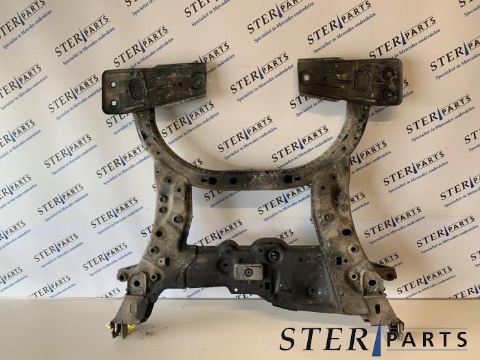 Gebruikte Subframe Mercedes B (W246/W242) 1.8 B-180 CDI BlueEFFICIENCY 16V Prijs € 59,50 Margeregeling aangeboden door Sterparts Mercedes specialist