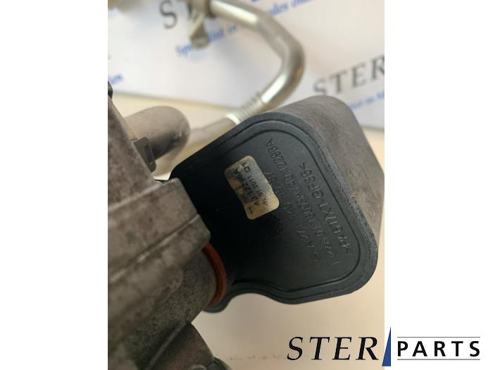 EGR Klep van een Mercedes-Benz C (W204) 2.2 C-180 CDI 16V BlueEFFICIENCY 2011