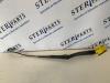 Mercedes-Benz C Combi (S203) 2.2 C-200 CDI 16V Ruitenwisserarm voor
