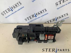 Gebruikte Comfort Module Mercedes E (W212) E-350 CDI BlueEfficiency 3.0 V6 24V Prijs € 145,00 Margeregeling aangeboden door Sterparts Mercedes specialist